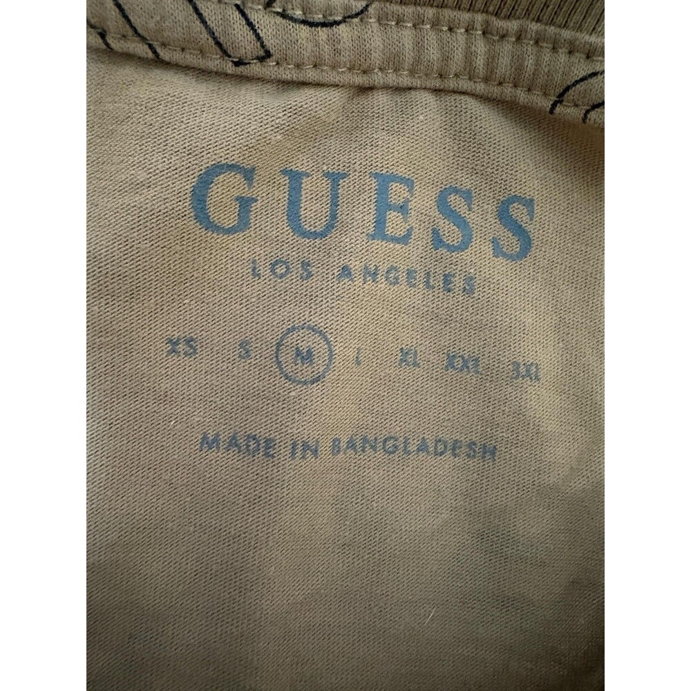 GUESS Shirt Mens M Beige Crew Neck Tagless Allover Logo Graphic Tee Casual - Picture 2 of 5